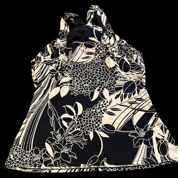 Tahari Black and White Floral Halter - Picture 3 of 4